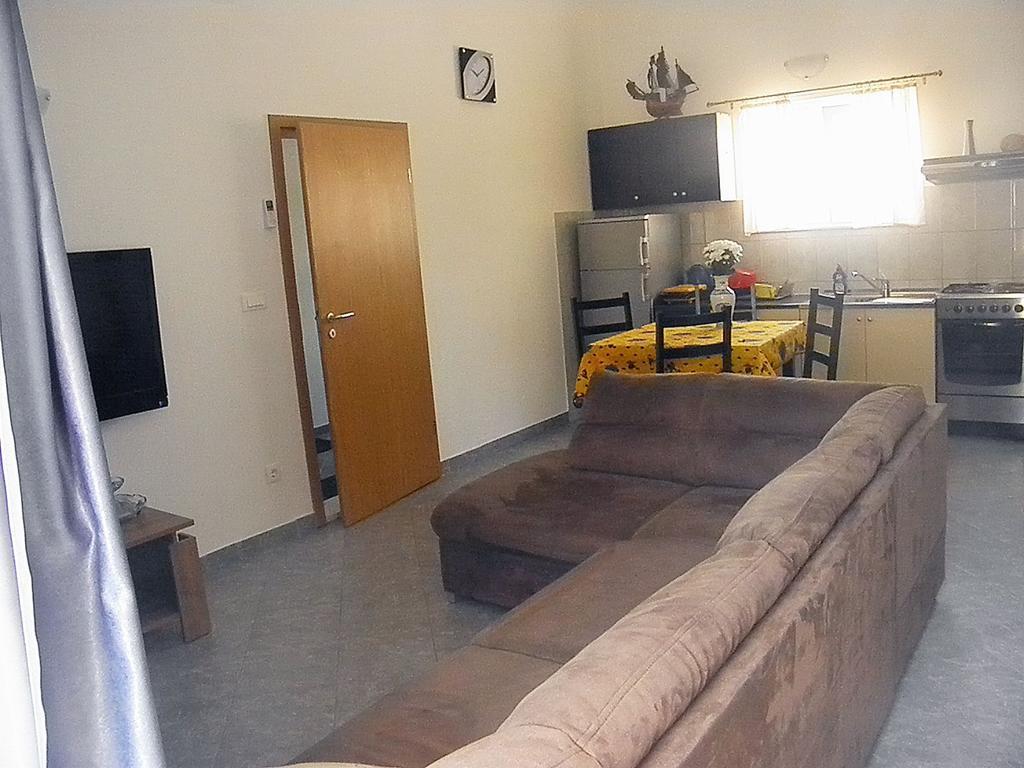 Apartments Mani Trogir Zimmer foto